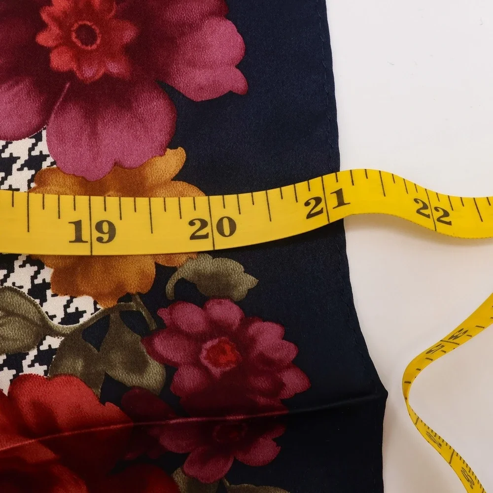 Oscar de la Renta VTG Silk Scarf Houndstooth and Floral Square 21x21